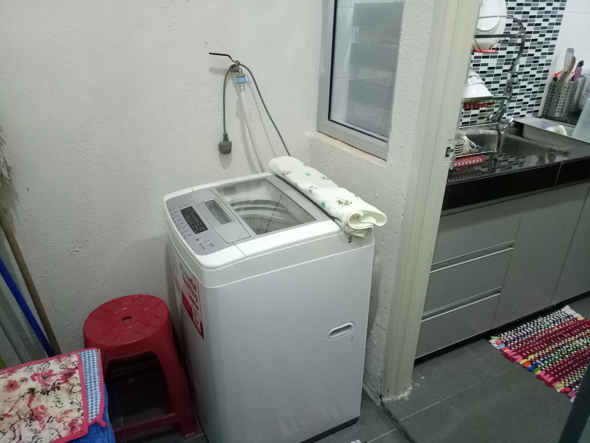 Miker Homestay 세리 이스칸다르 외부 사진